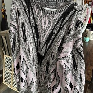 Men’s Pink & Black Patterned Knit Sweater